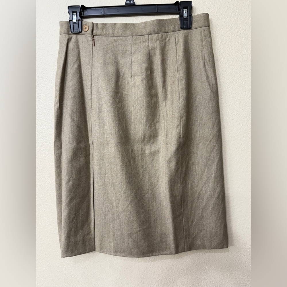 Vintage Giorgio Armani le Collezioni Wool Skirt Size Small Beige Pencil Classic - Picture 1 of 5